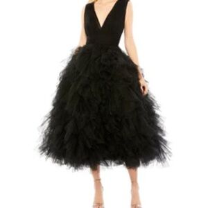 Mac Duggal - Ruffled Cap Sleeve V-Neck A Line Tulle Dress